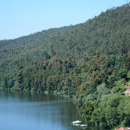 فندق Figurino Do Douro Melres المظهر الخارجي الصورة