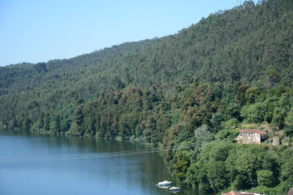 فندق Figurino Do Douro Melres المظهر الخارجي الصورة